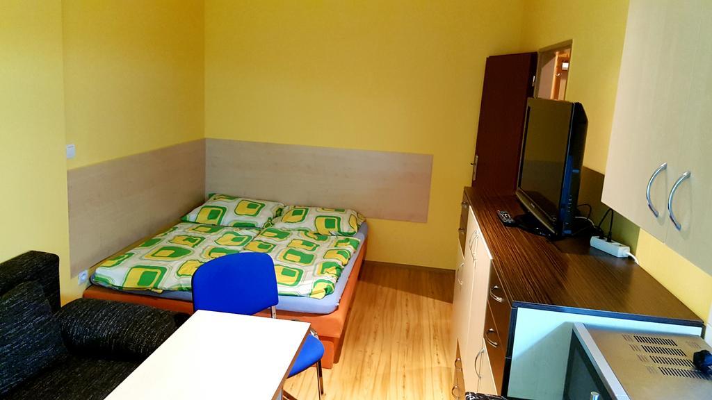 Apartmany Orbit Karlov Mala Moravka Exterior photo