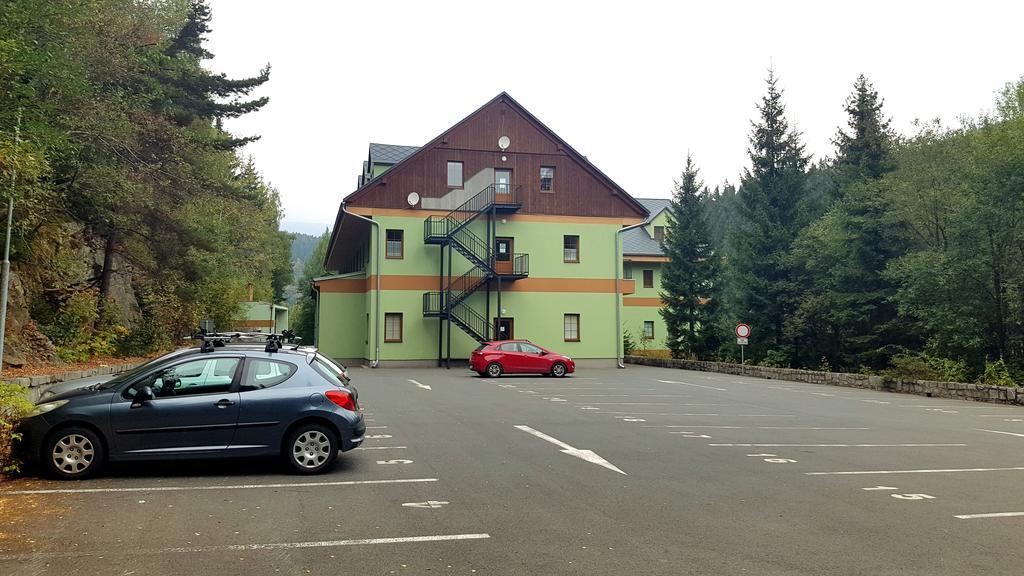 Apartmany Orbit Karlov Mala Moravka Exterior photo